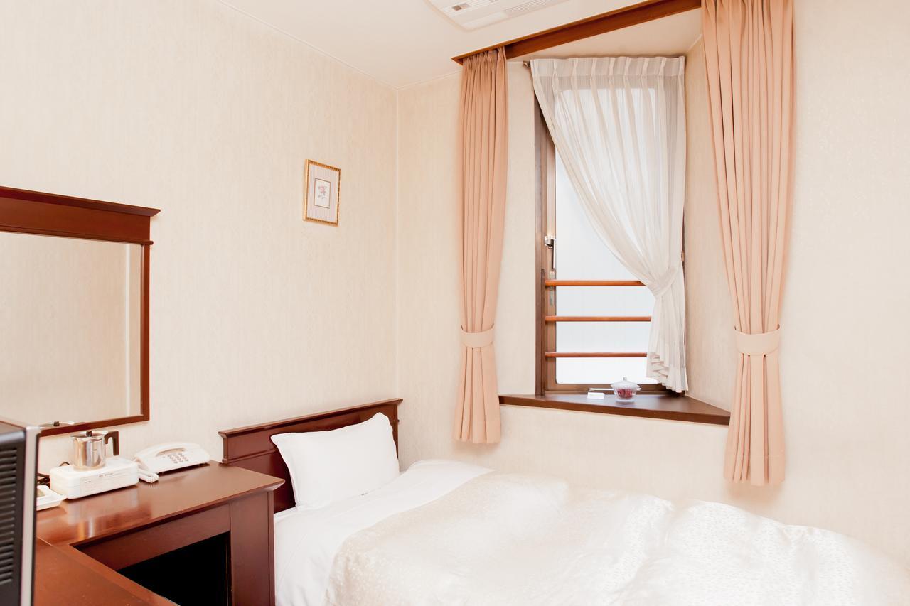 Hotel Hanakomichi Nara Bagian luar foto