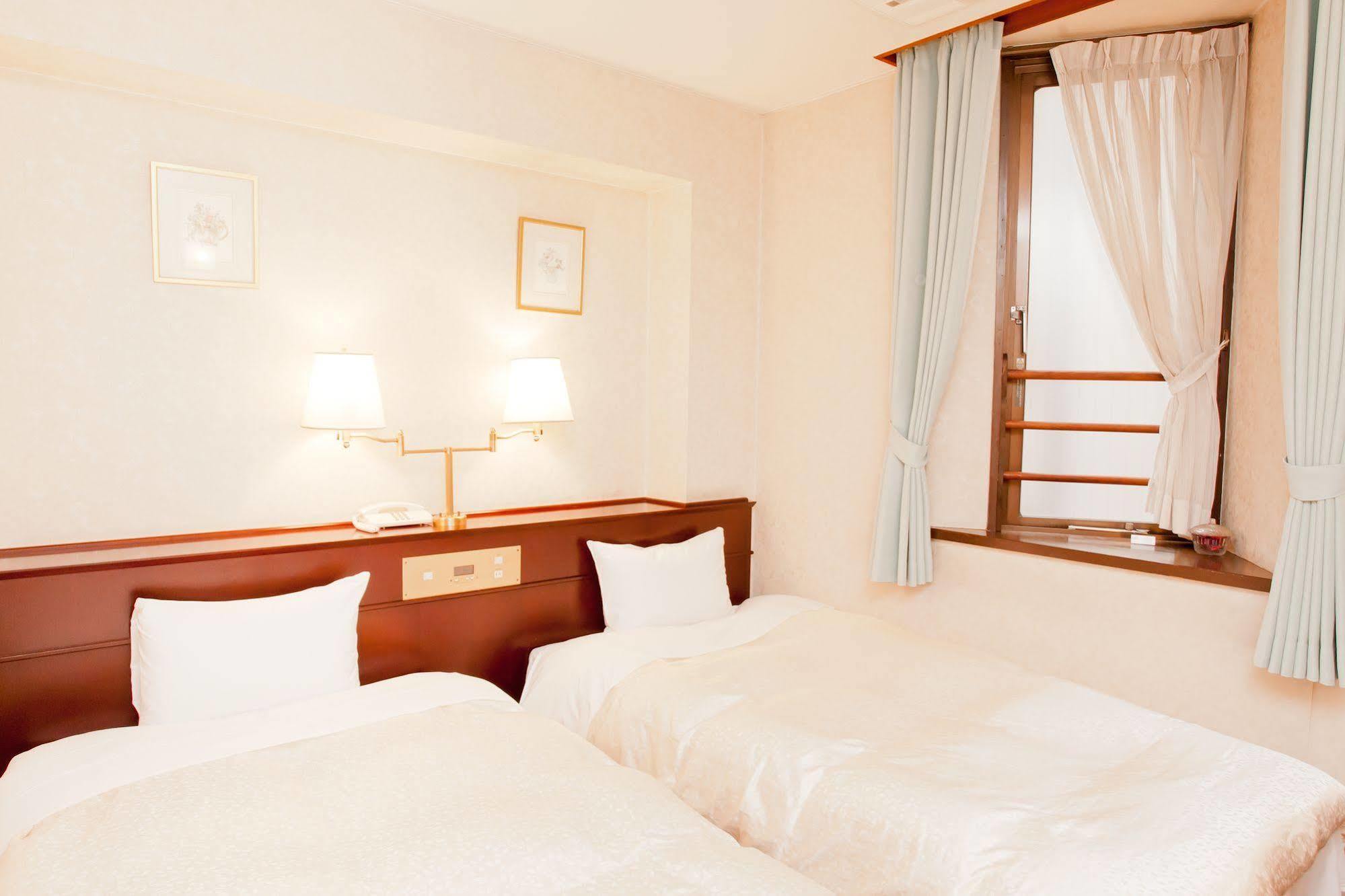 Hotel Hanakomichi Nara Bagian luar foto